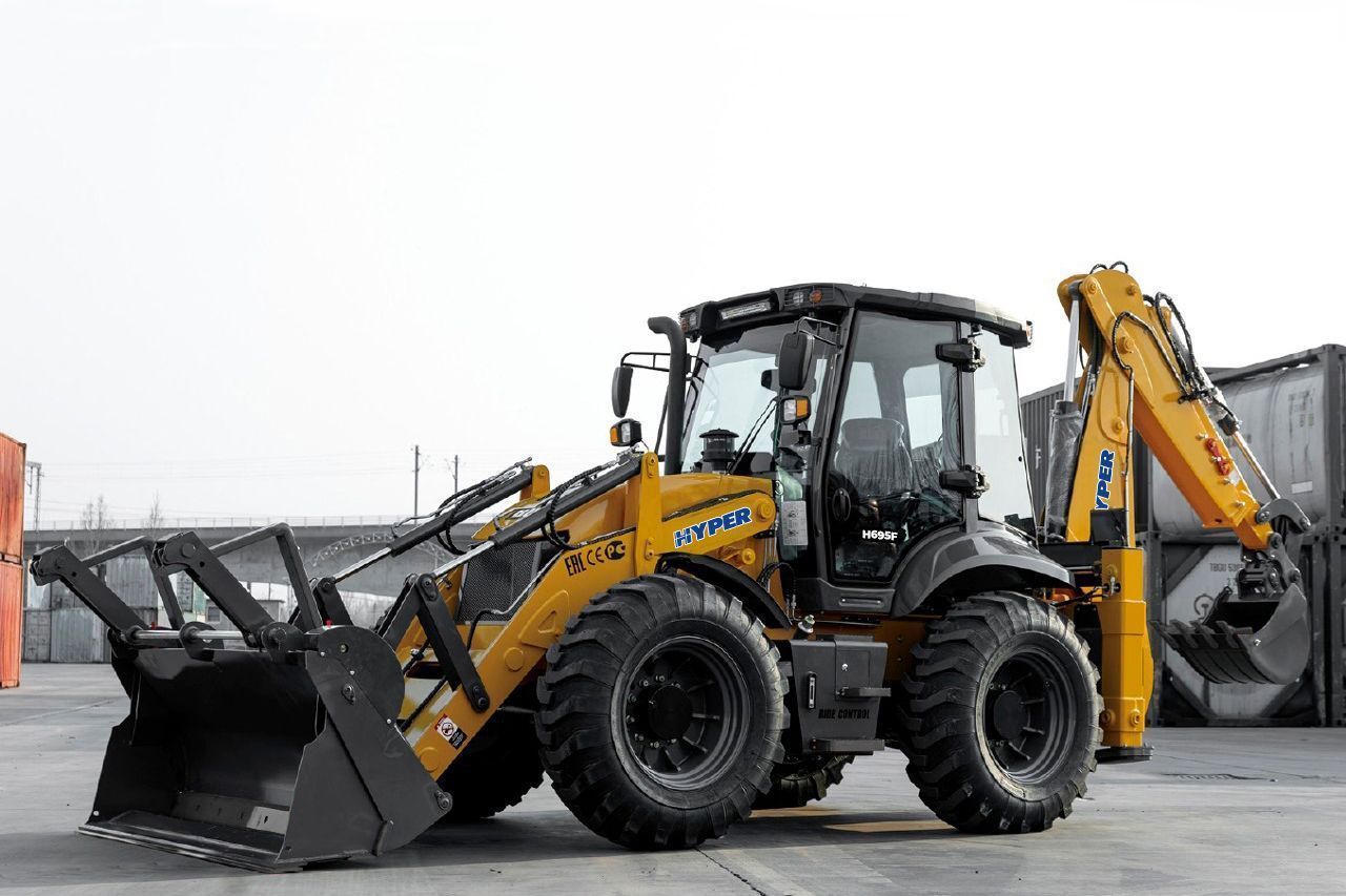 Экскаватор-погрузчик HYPER H695F арт. 10000018